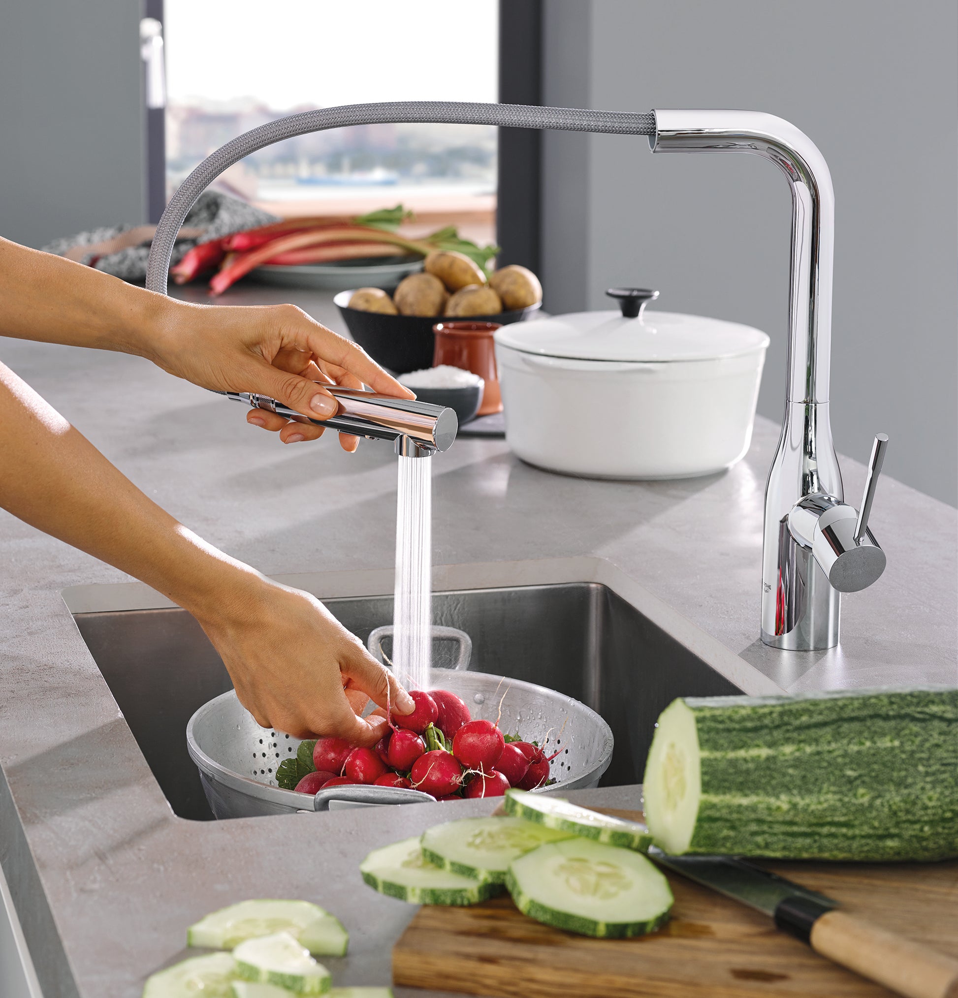 GROHE Essence Køkkenarmatur, Krome m. udtræk