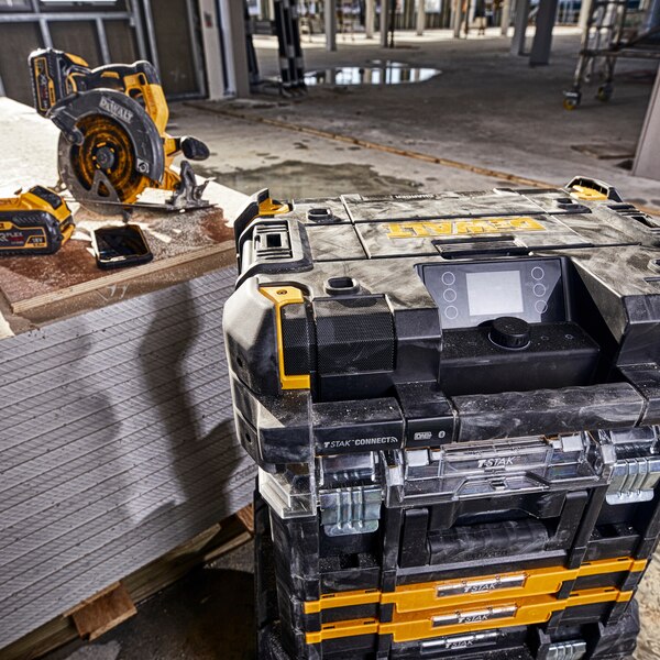 DEWALT 18V XR DAB-radio DWST1-81078-QW, Bluetooth og USB
