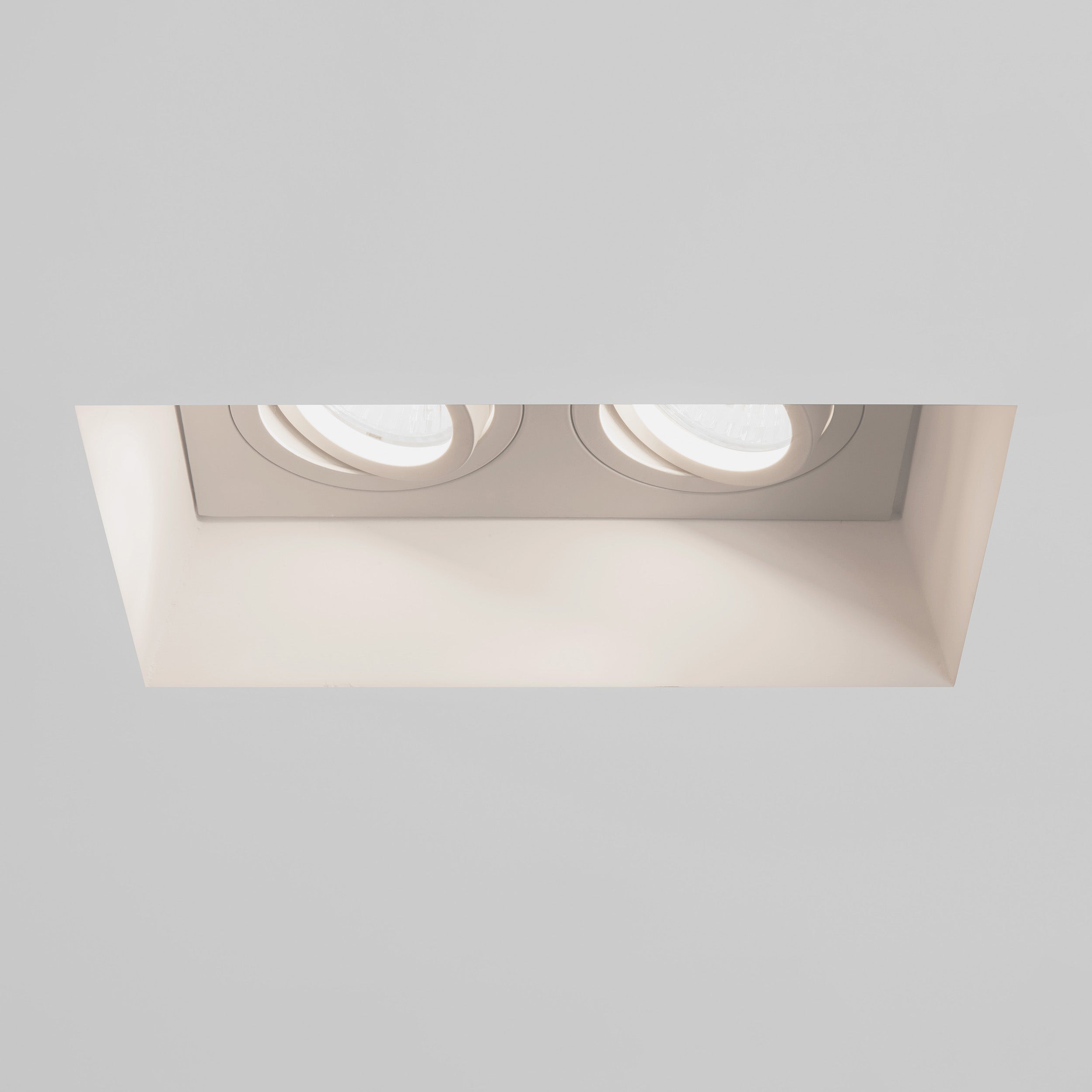 Downlight Astro 7344 Blanco Twin kipbar til indspartling