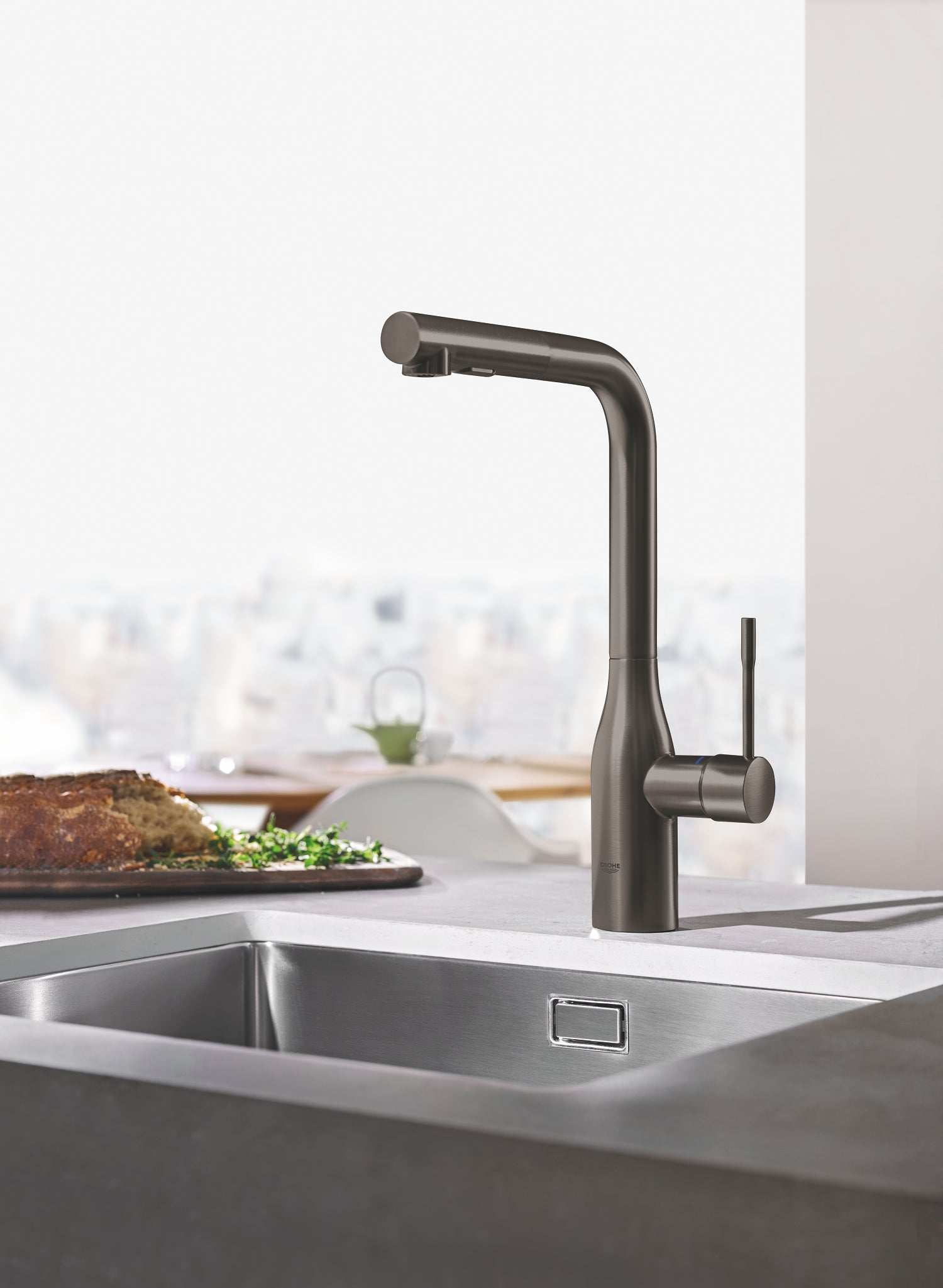 GROHE Essence Køkkenarmatur med udtræk