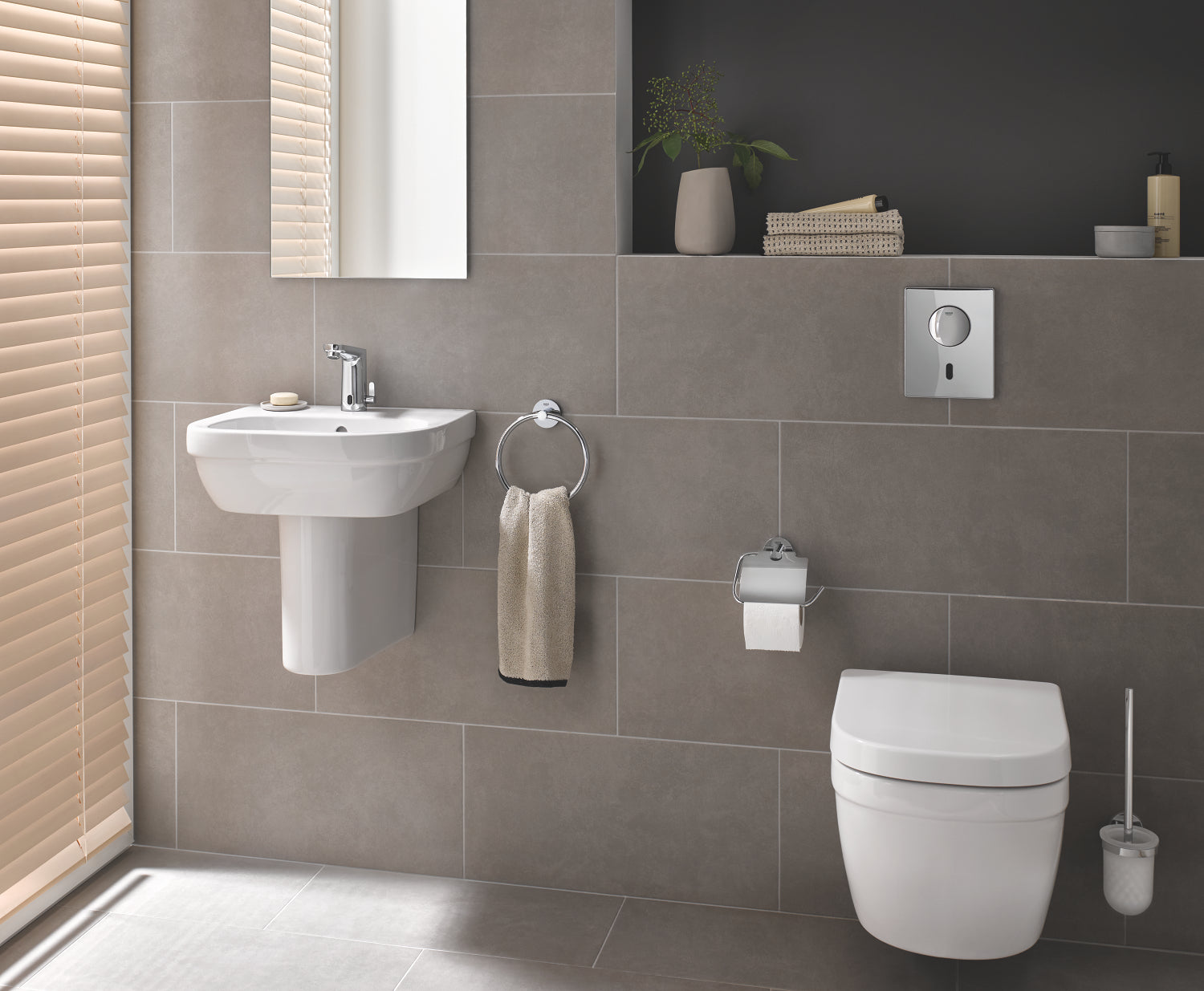 GROHE Euro hvid vægskål