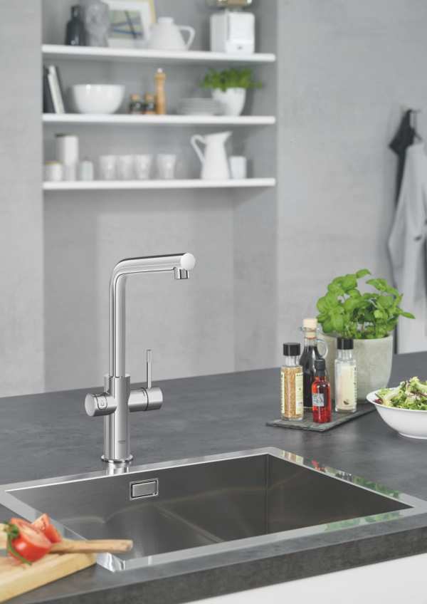 Grohe Red Duo køkkenarmatur m/ L-tud & 3 liters kedel, krom