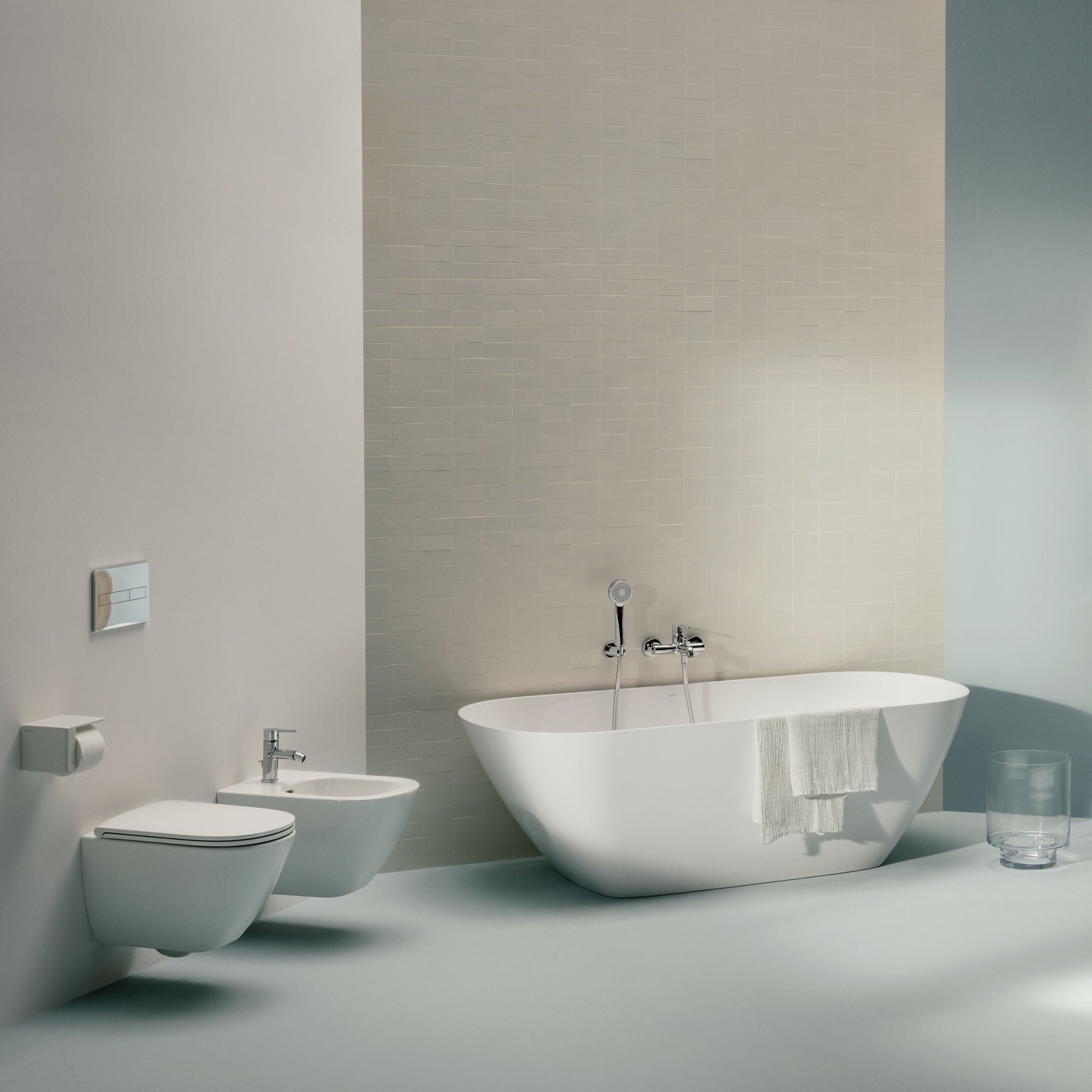 LAUFEN LUA Hængeskål Rimless 520x360mm, boltafstand 180 mm LQS