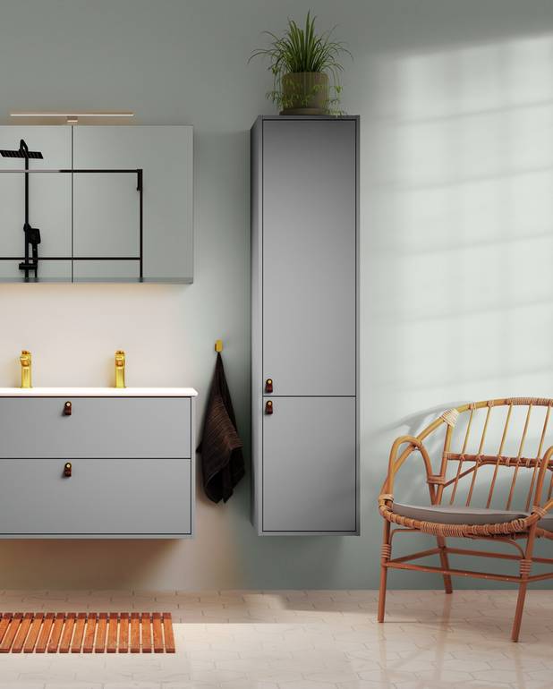 GUSTAVSBERG højskab 1650x400x390mm 2låger askegrå