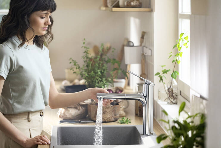 Hansgrohe Zesis M33 køkkenarmatur 160 med udtræksbruser 2jet, krom