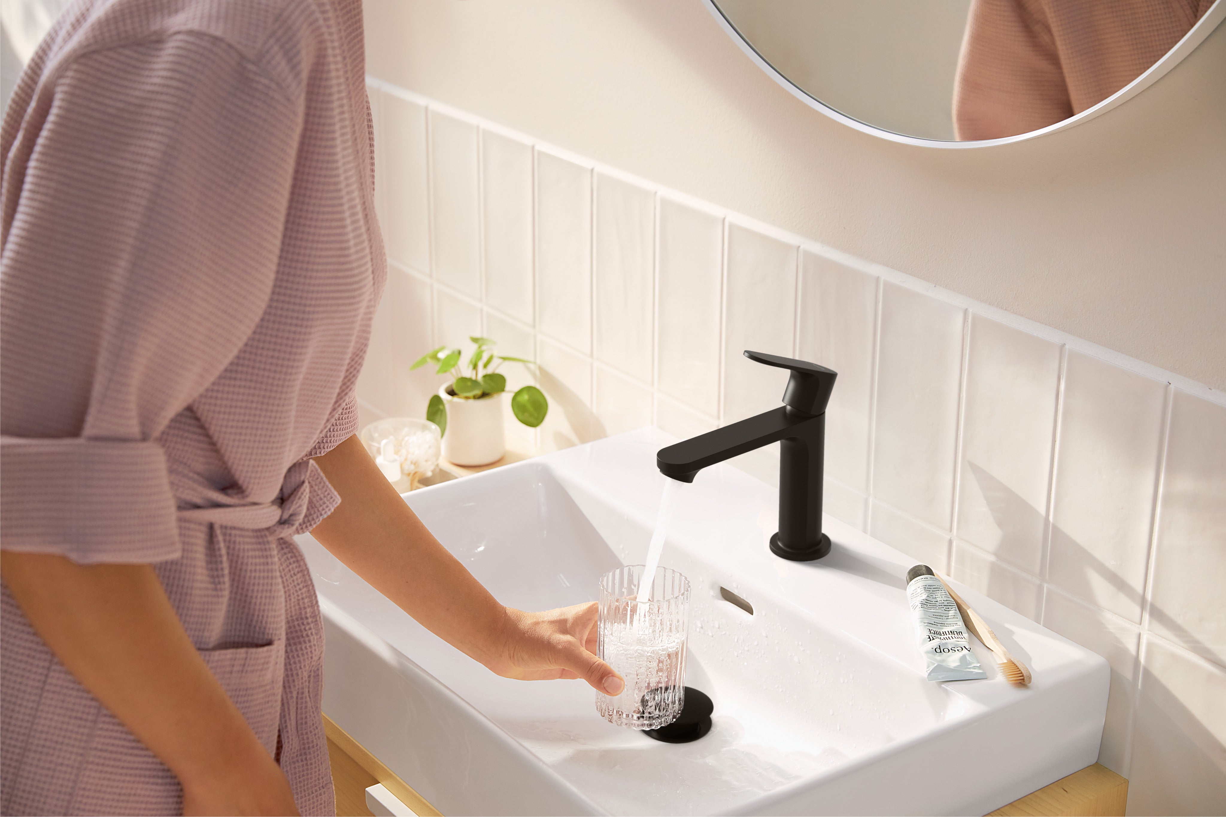 Hansgrohe Rebris S håndvaskarmatur 110 CoolStart uden BV, mat sort