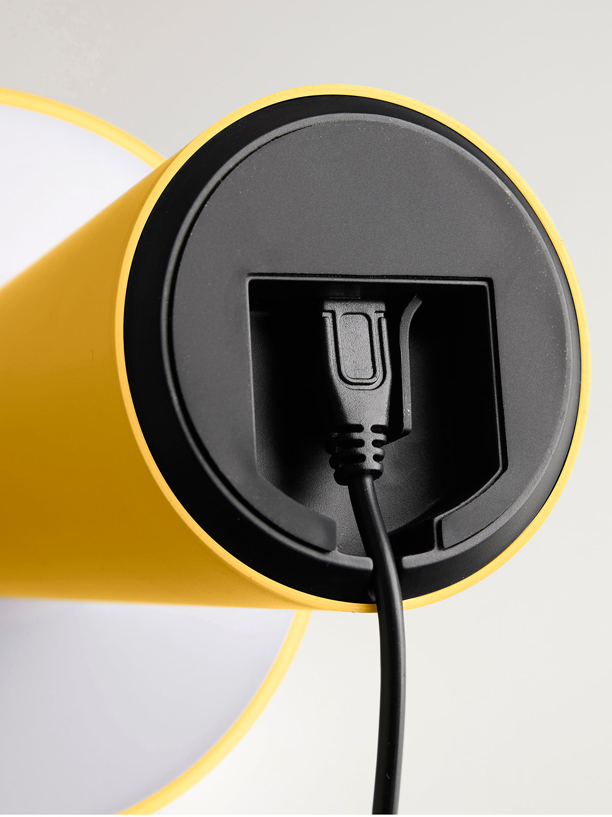 Move Me Bordlampe 4,7W, gul