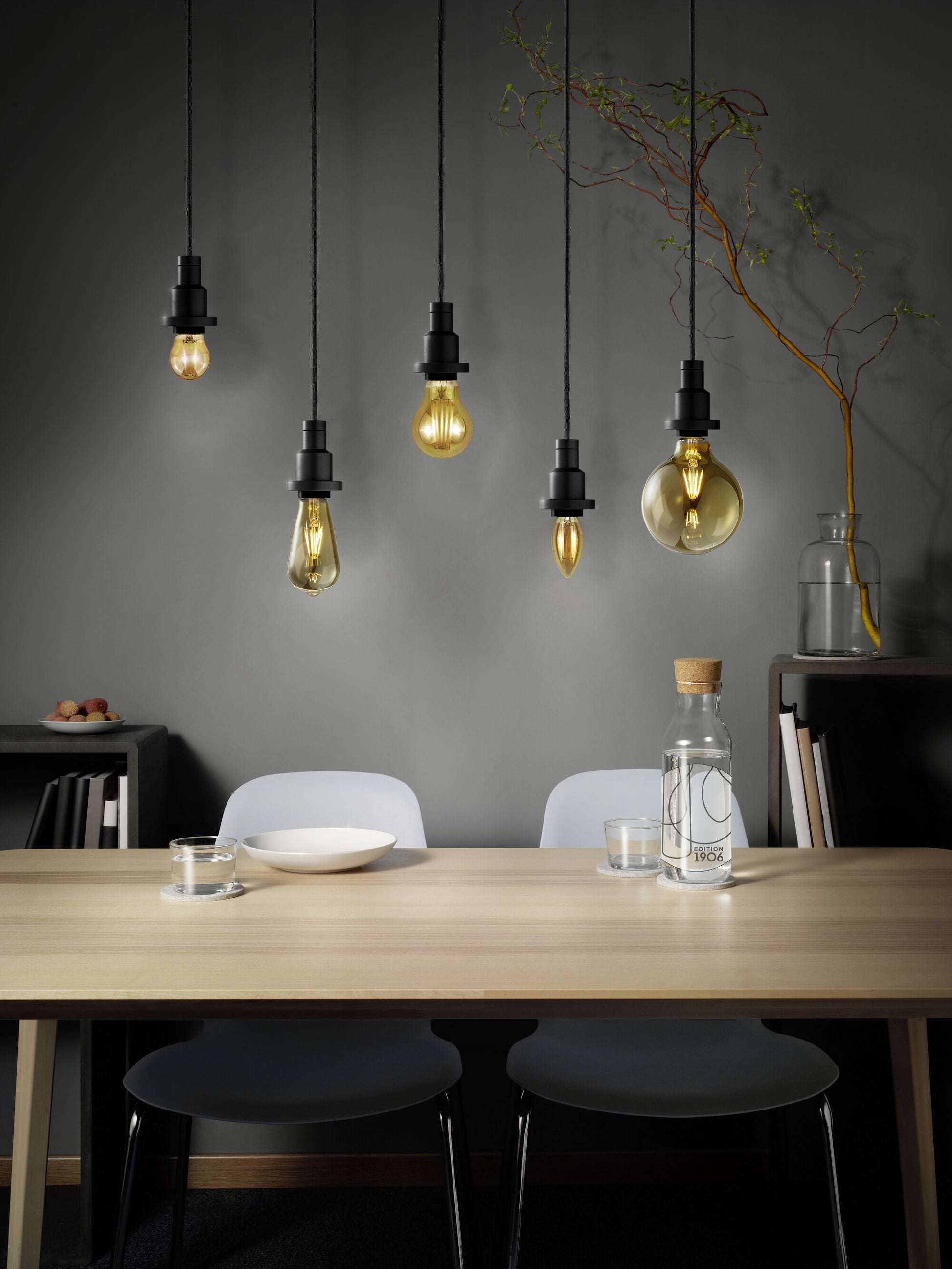 1906 EDISON 3,4W/818 (10W) RØG E27