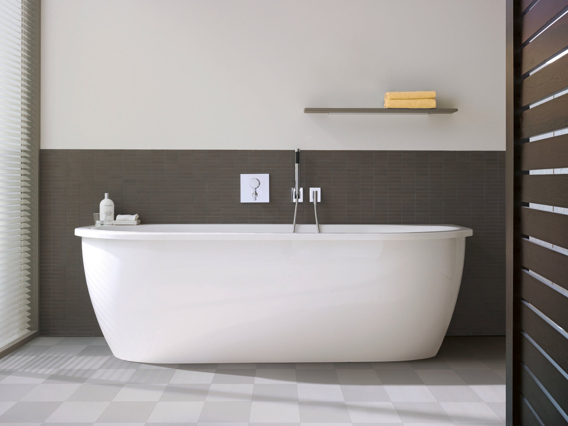 Darling new badekar 1900 x 900 mm med integreret panel