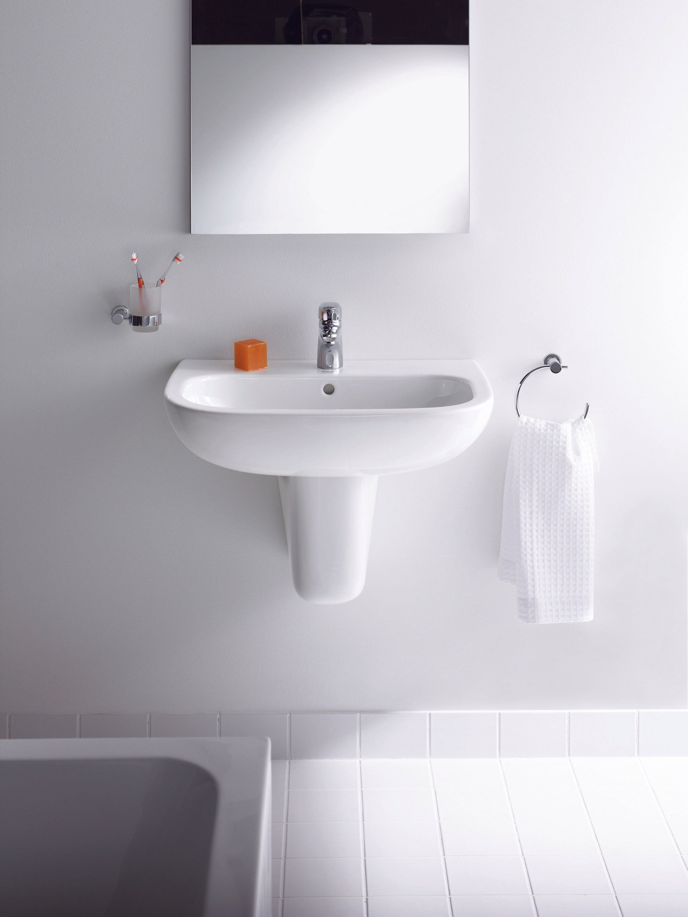 D-code vask 60 cm med hanehul