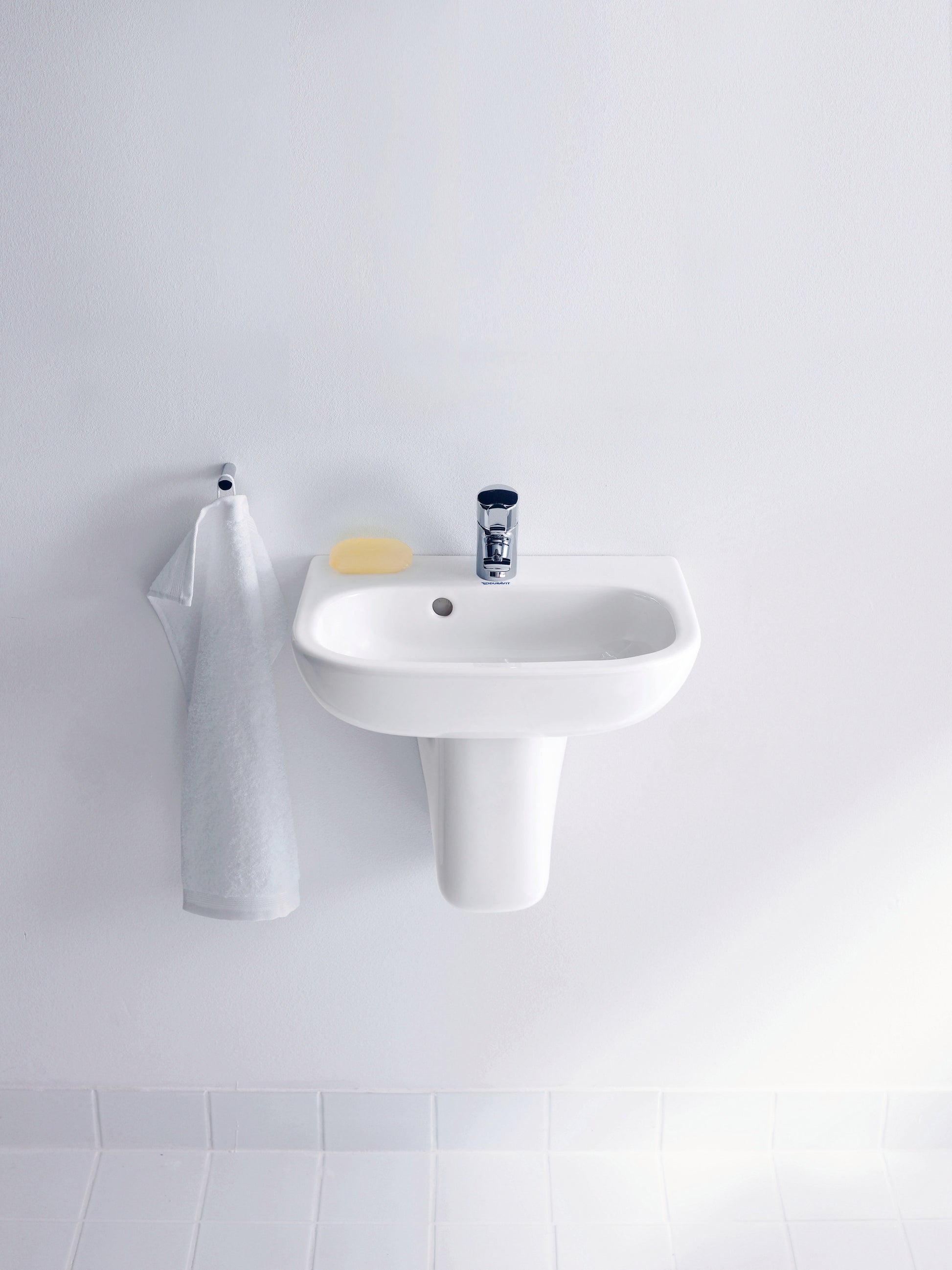 Duravit D-code vask 45 cm med hanehul og overløb