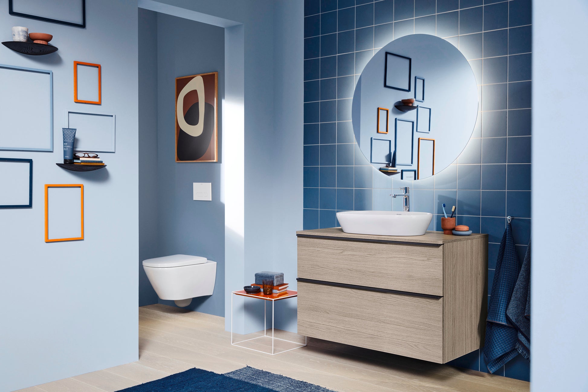 Duravit D-Neo toiletsæde med QR og SC samt rustfri stål beslag