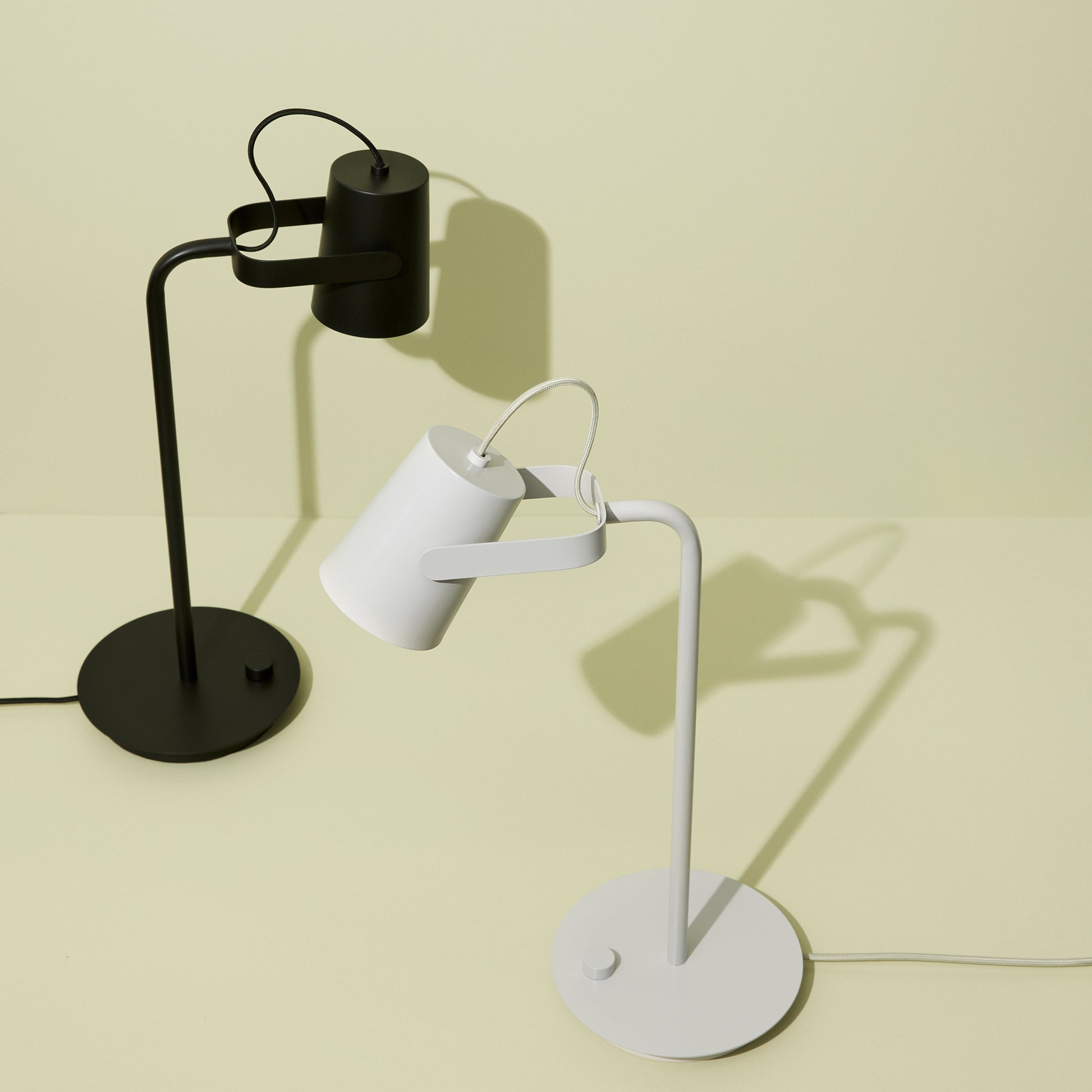 Hübsch ardent bordlampe sort