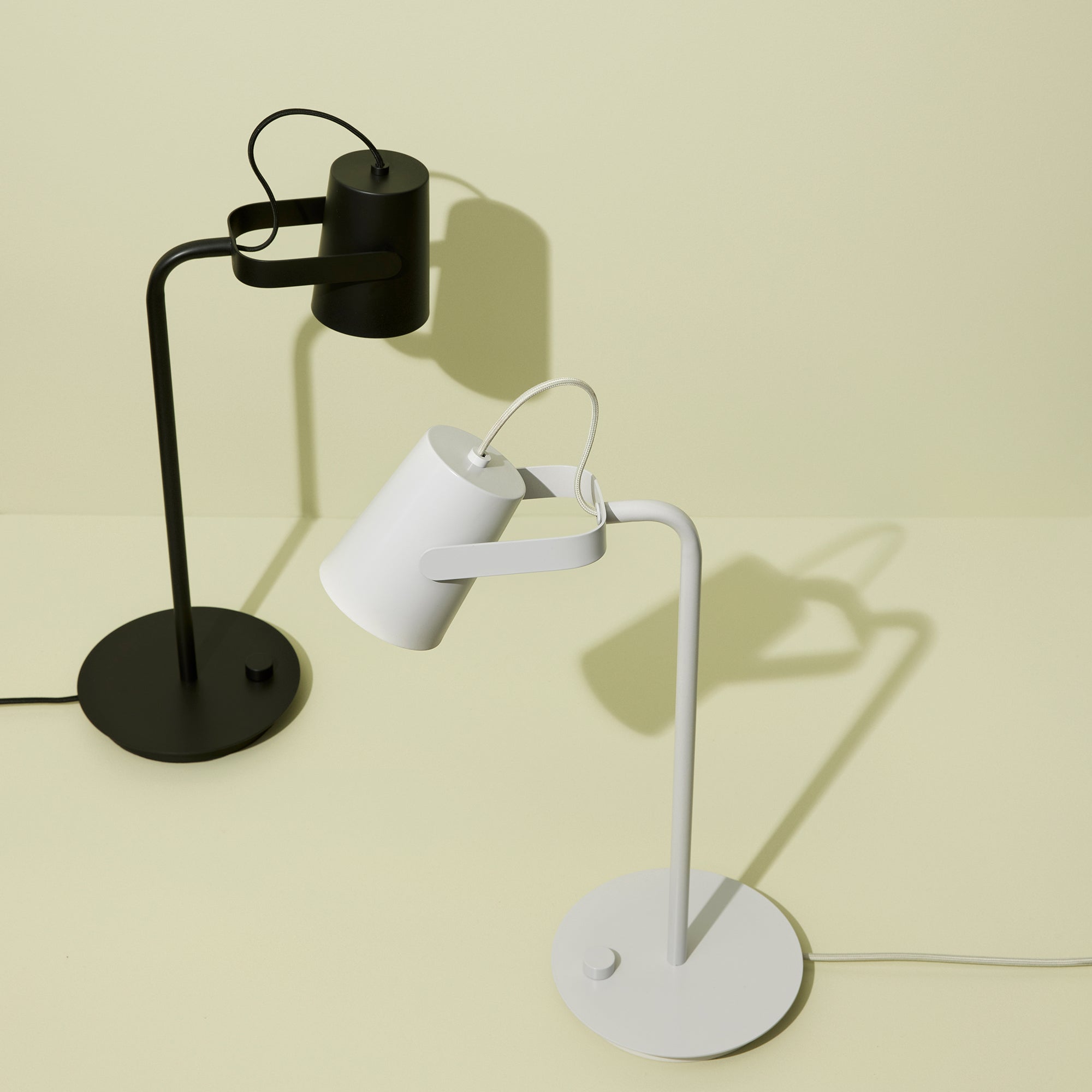 Hübsch ardent bordlampe lysegrå