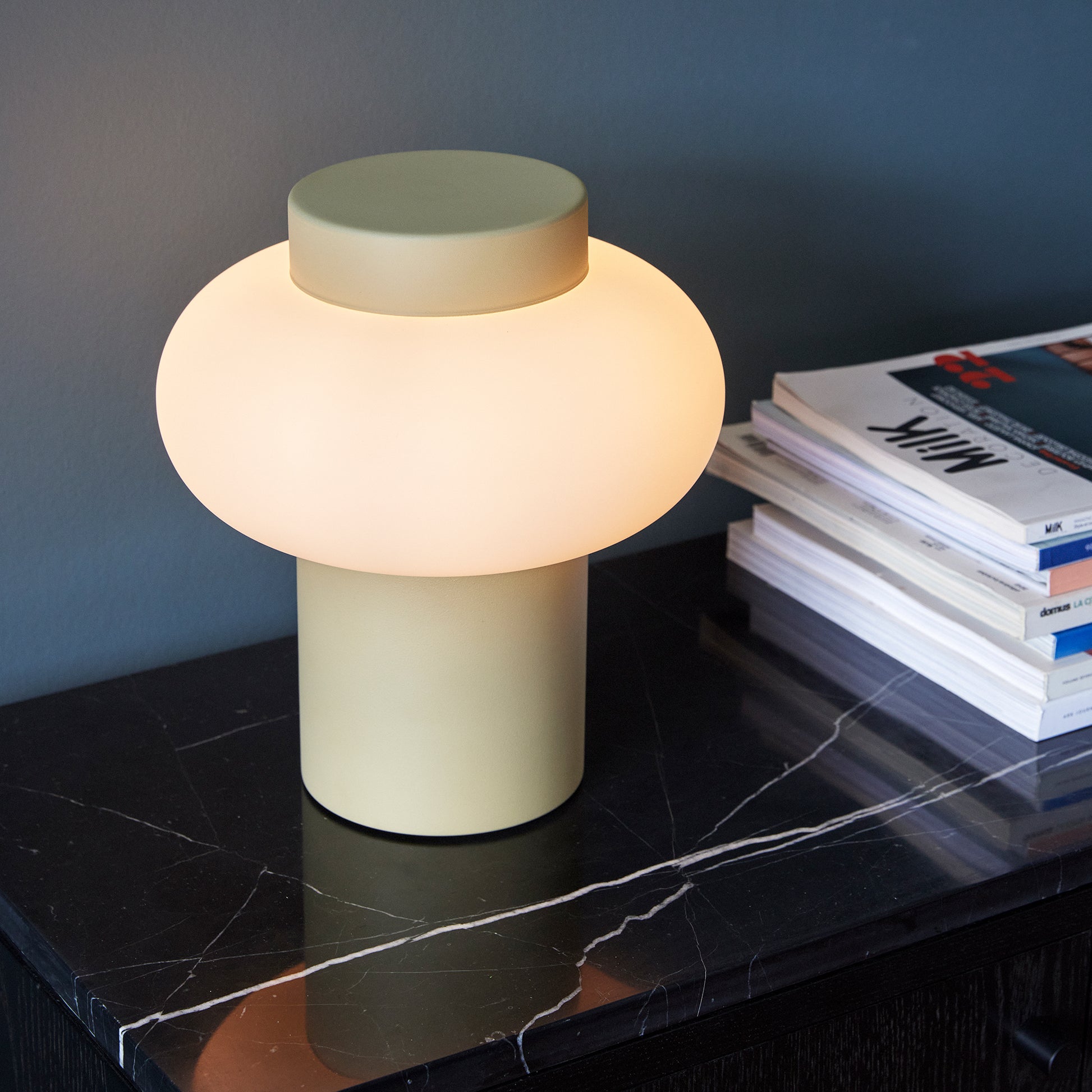 Hübsch camp bordlampe beige