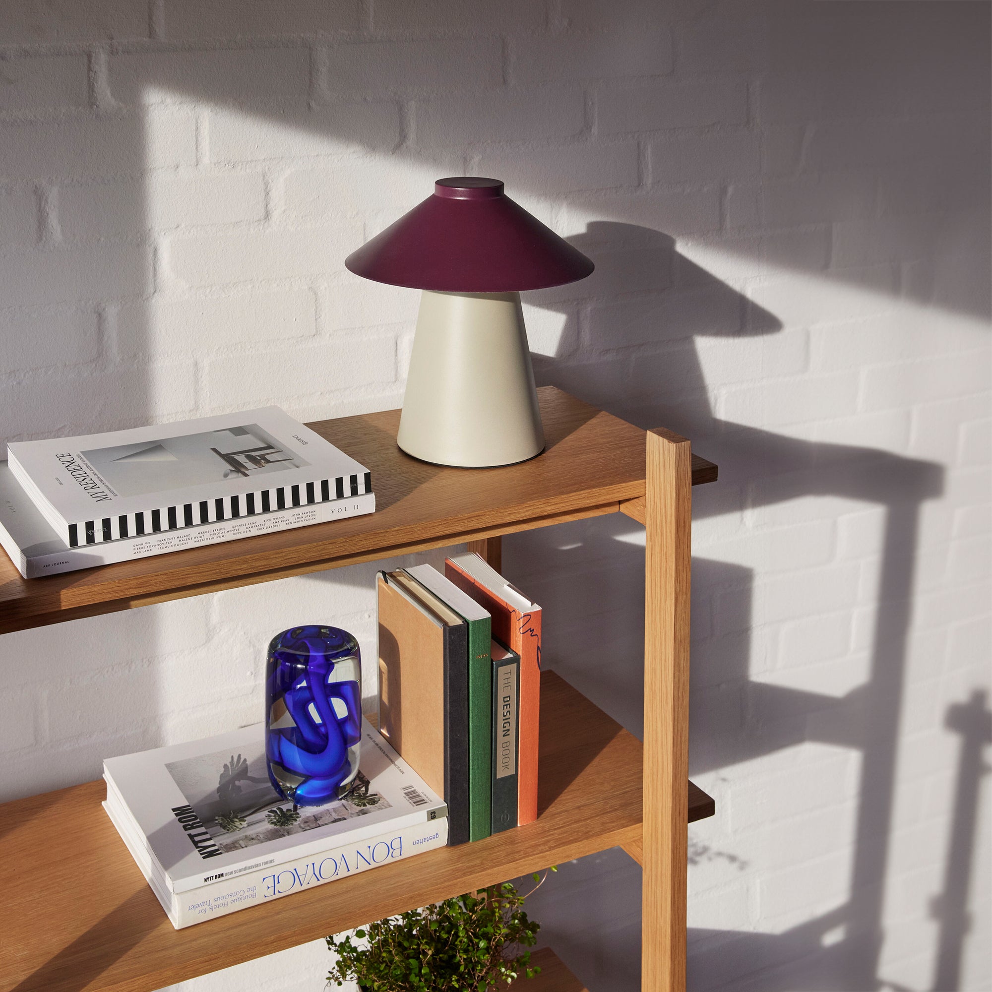 Hübsch chipper bordlampe sand/burgundy