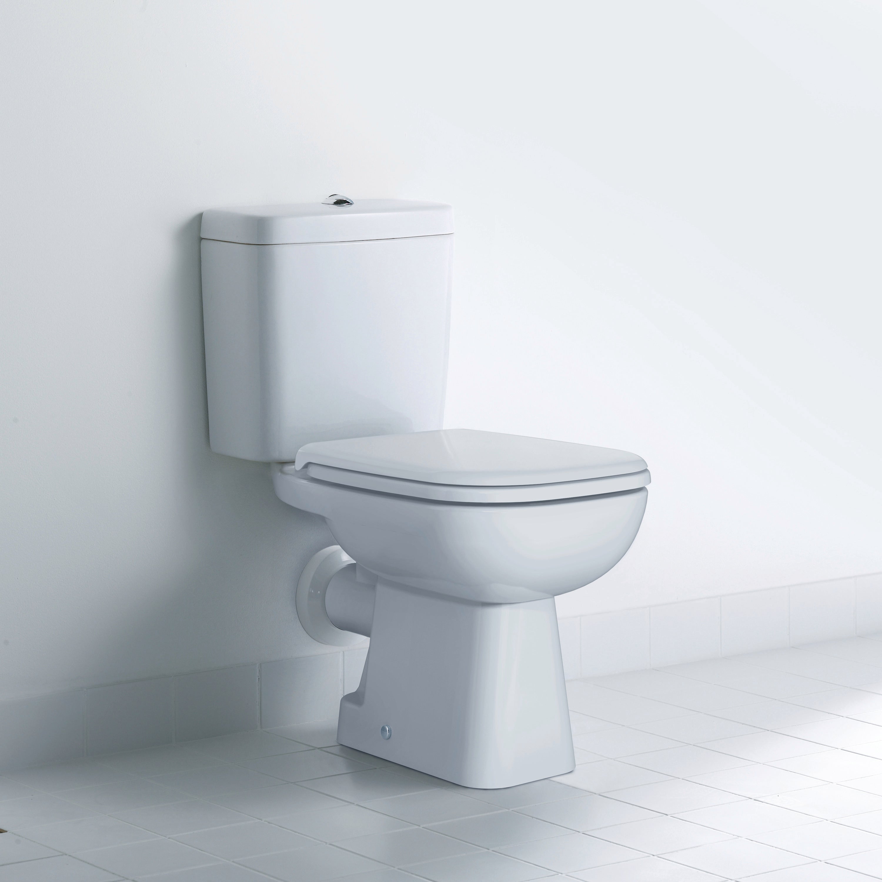 D-code toilet med P-lås, eksklusiv cisterne & sæde
