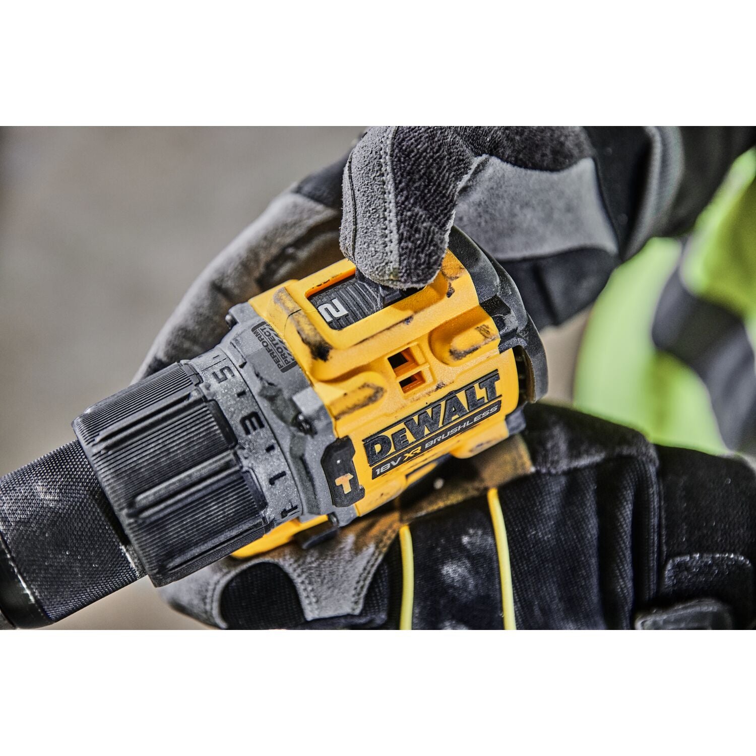 DEWALT 18V XR slagboremaskine DCD805P2T, 2 x 18V/5,0 Ah