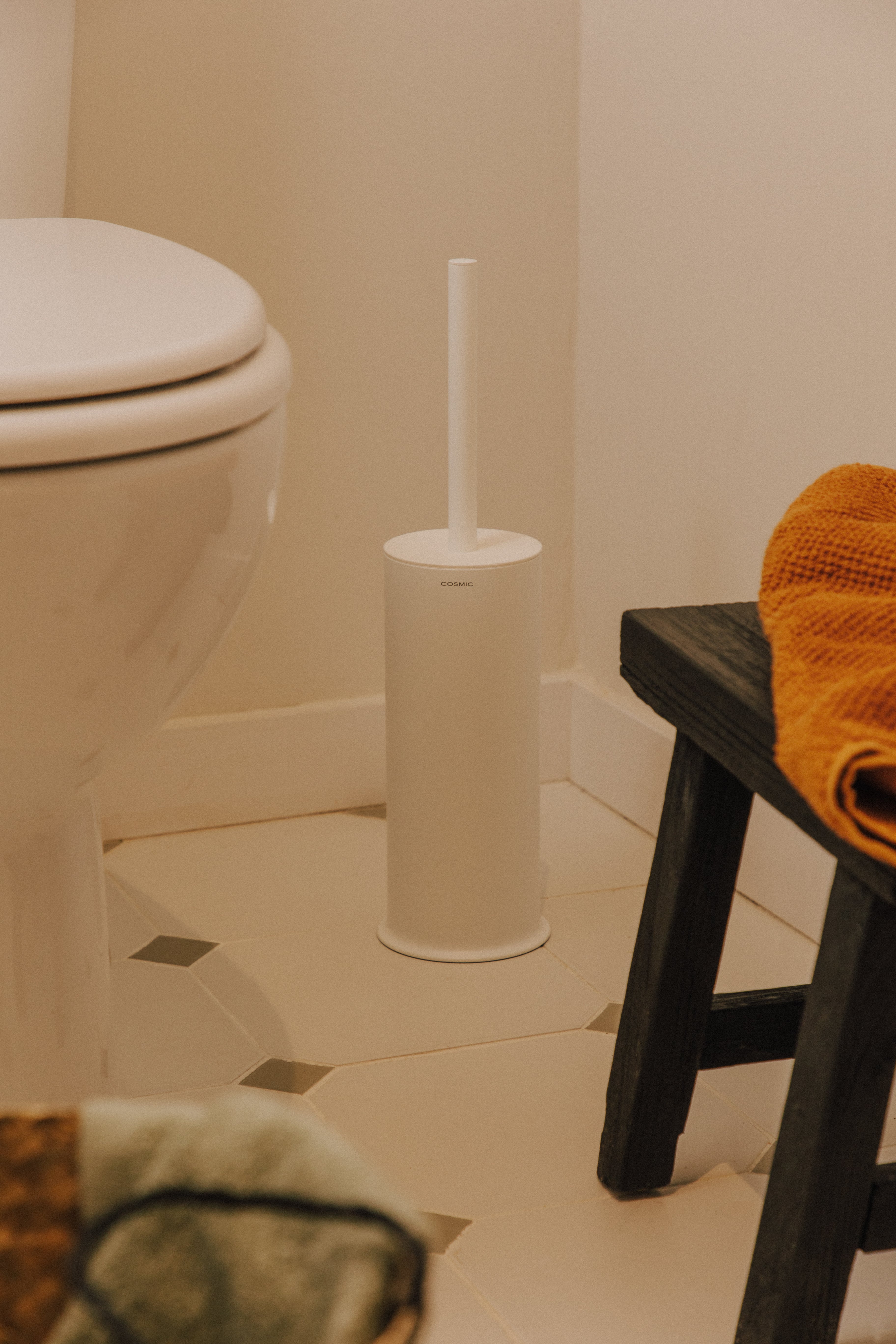 Cosmic Geyser toiletbørste mat hvid