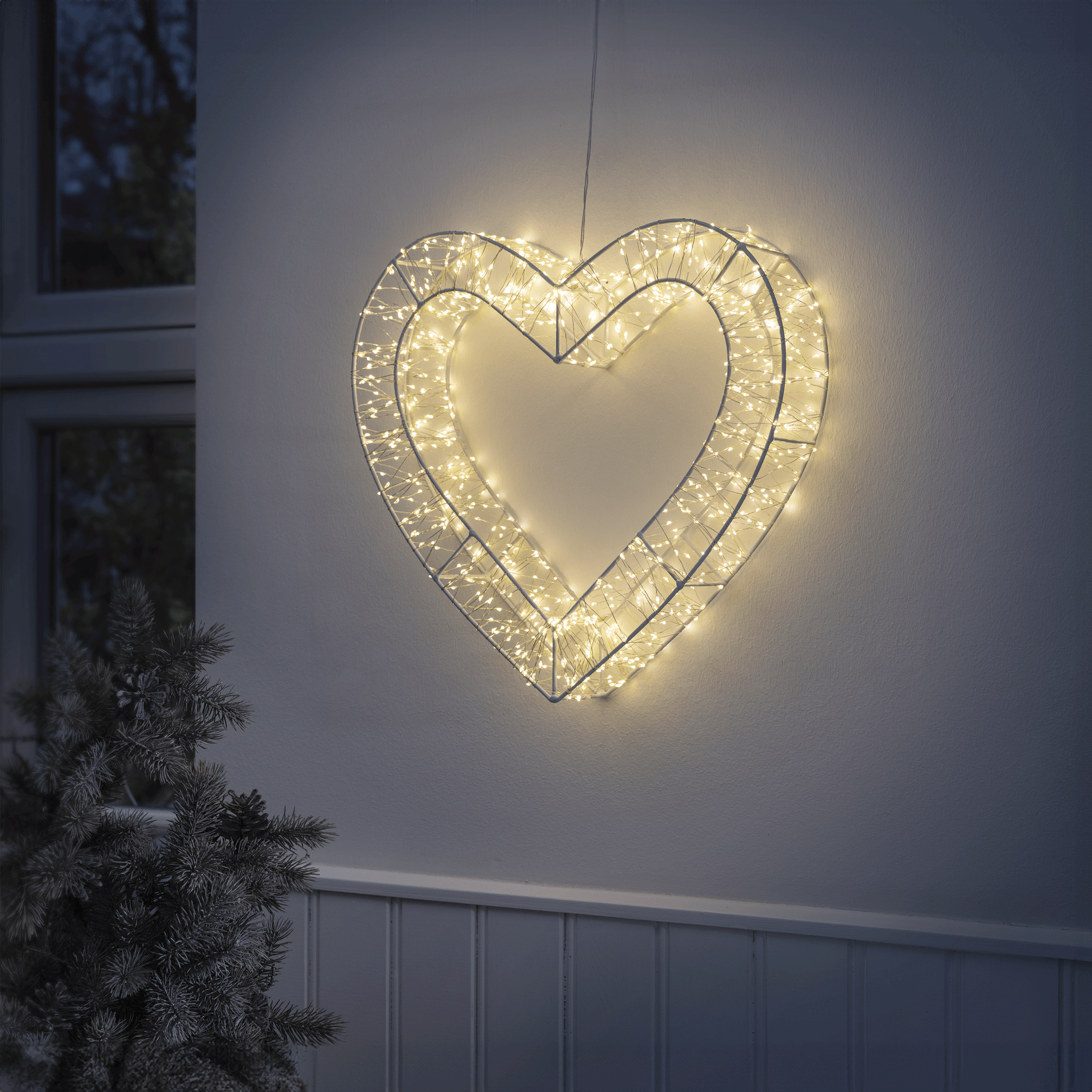 Metal Lys Hjerte, 960 hvide led, IP44 transformer med 6/18 timer