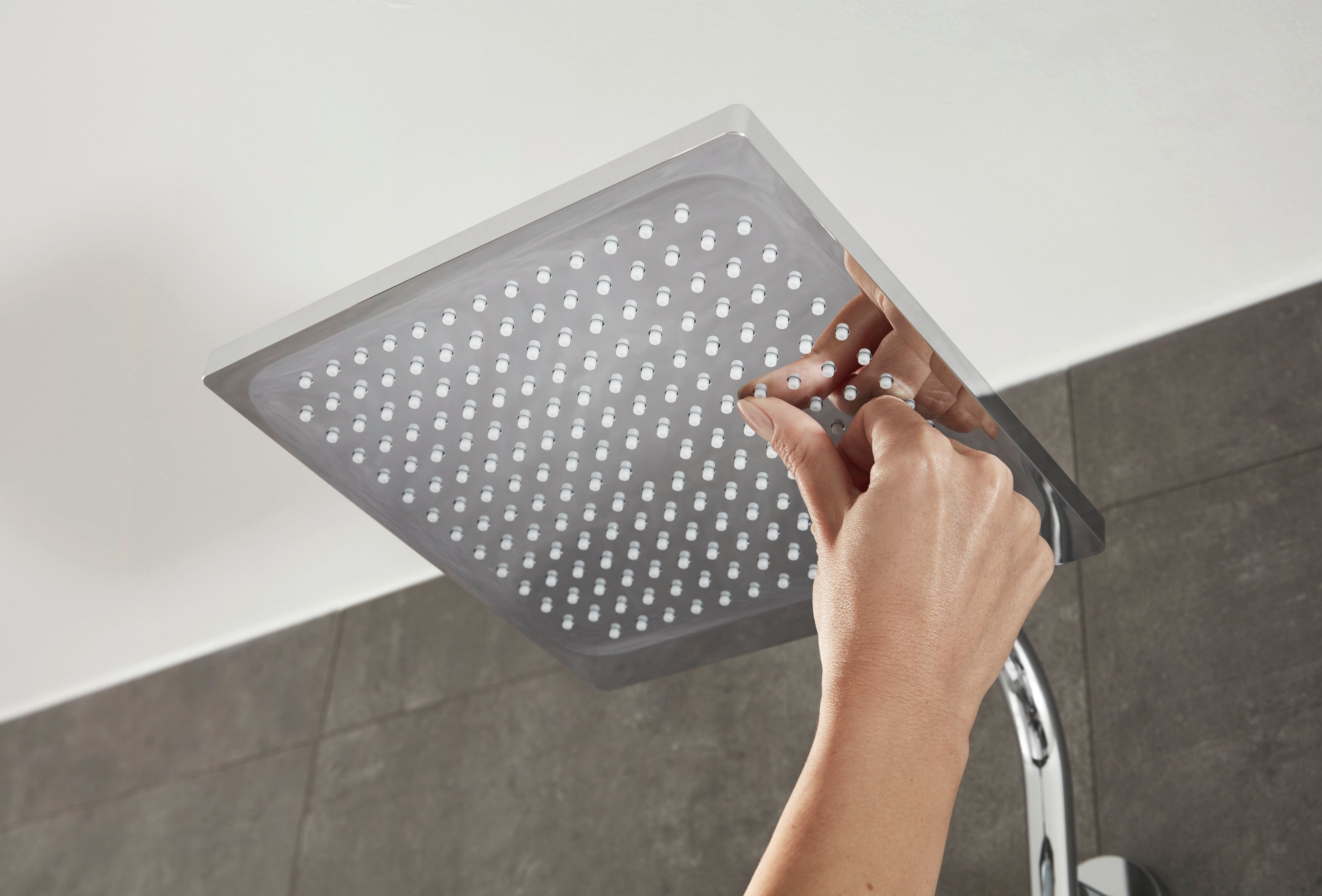 Hansgrohe Crometta E 240 Showerpipe brusesystem 2jet EcoSmart, krom