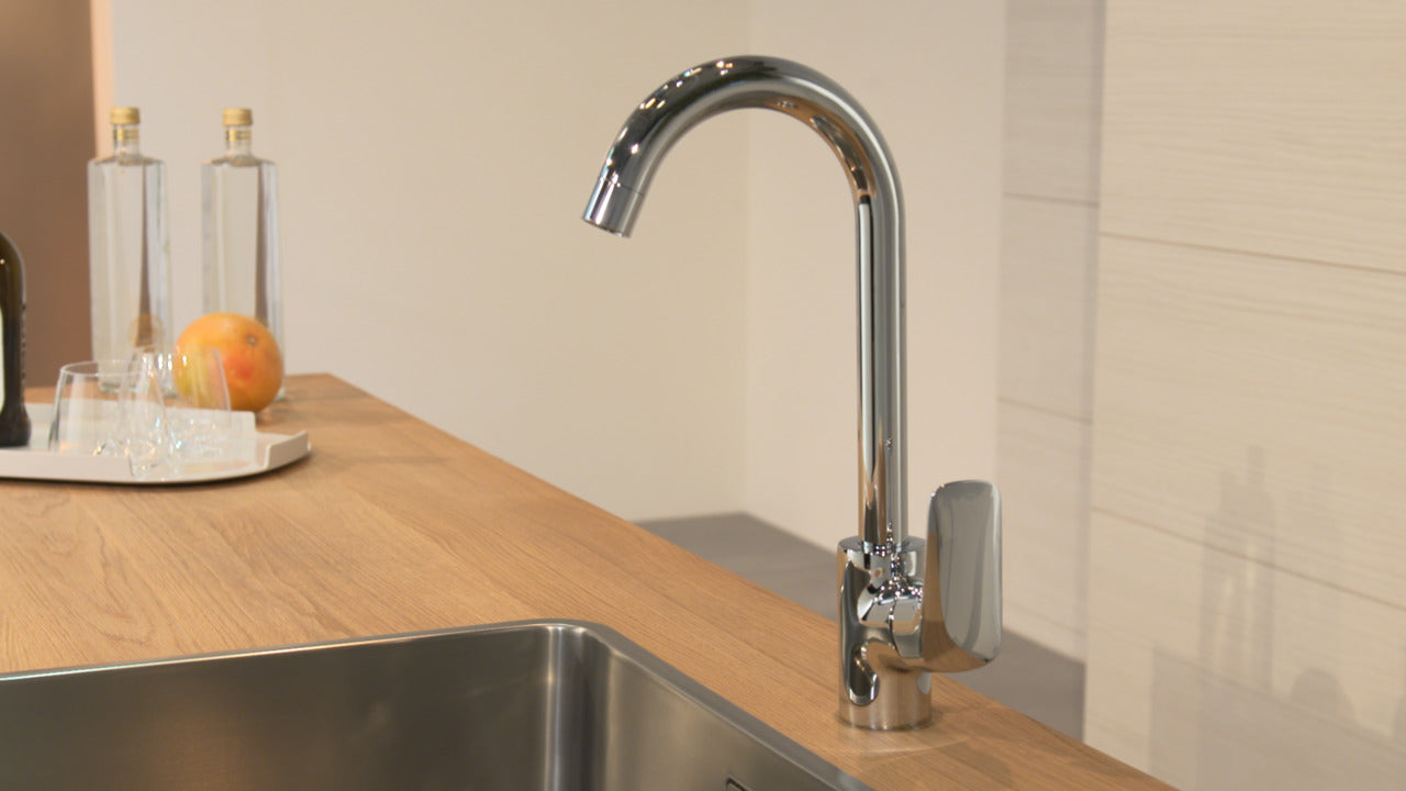 Hansgrohe Logis M31 køkkenarmatur 260, 1jet, krom