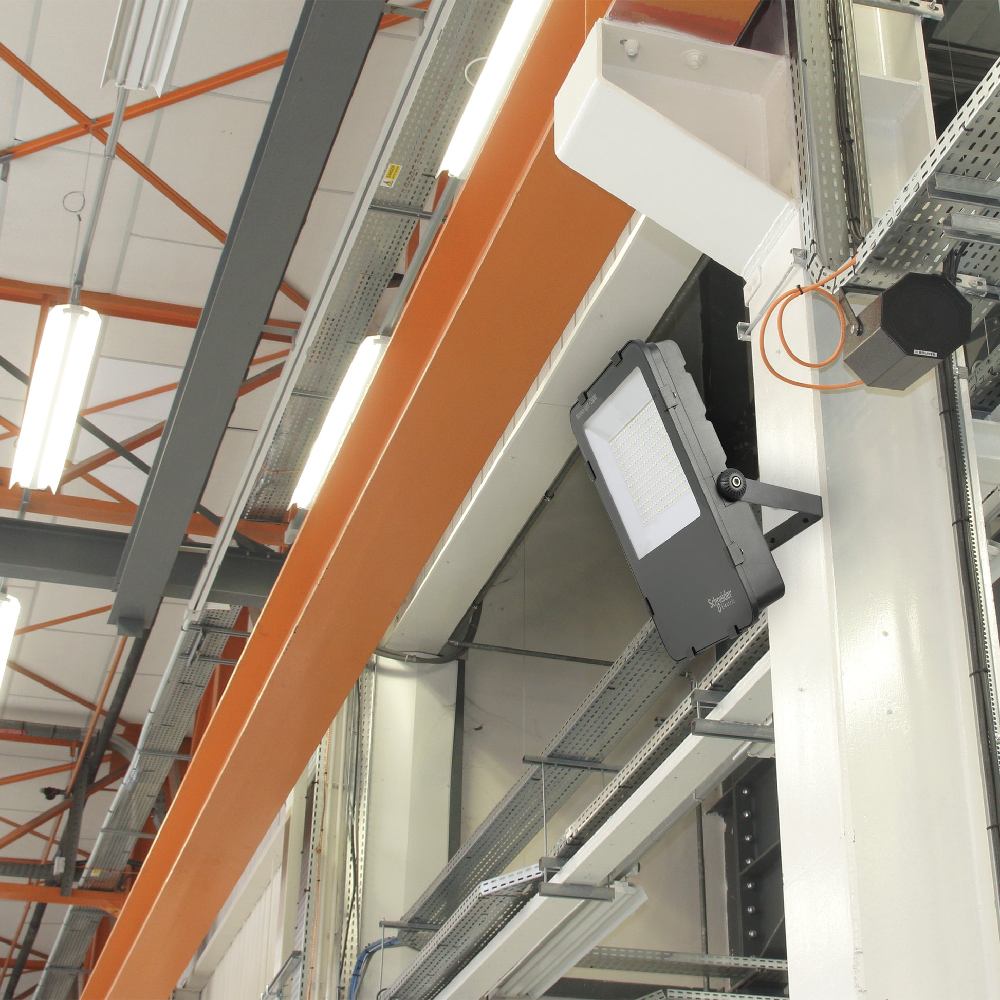 BLIST MUREVA LED BELYS. 300W IP65 230V