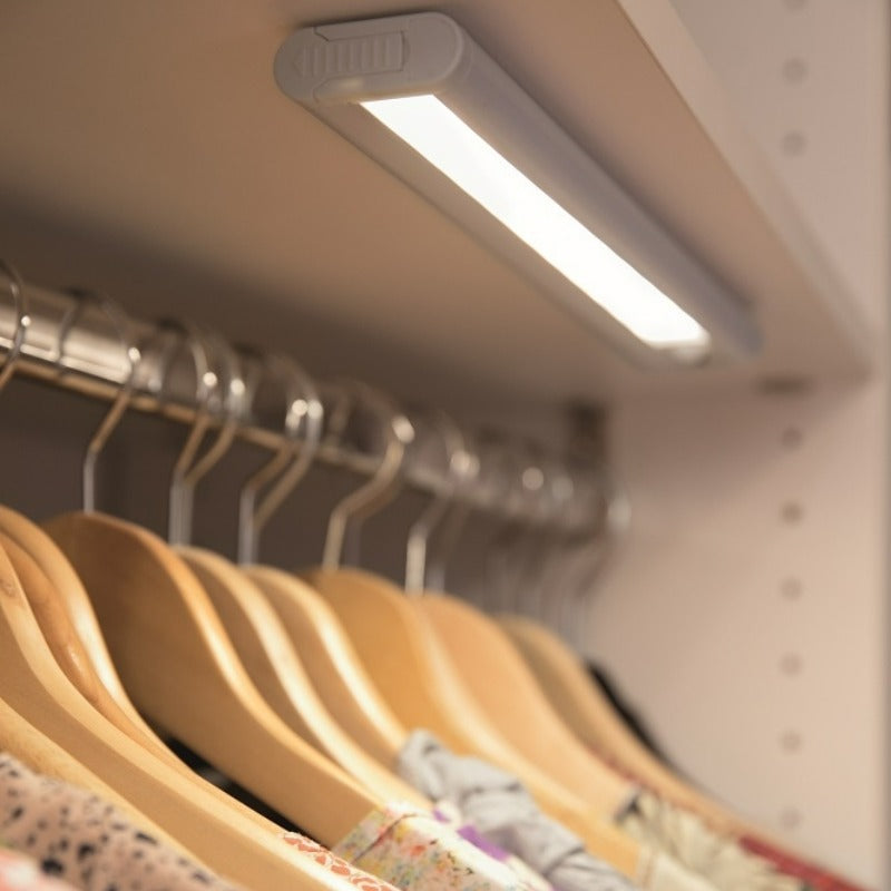 LINEAR LED MOBILE BATTERY 200
