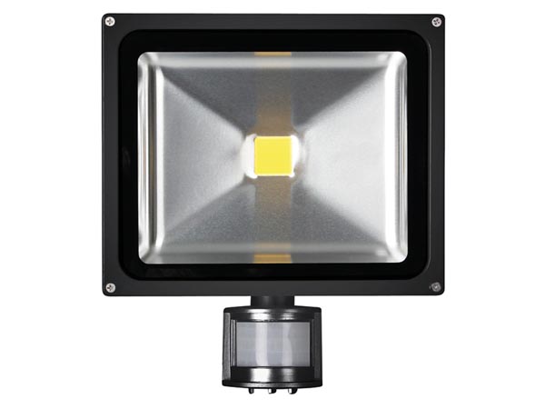LED facadespot m. PIR - 30W EPISTAR, Varm Hvid (3000K), Sort
