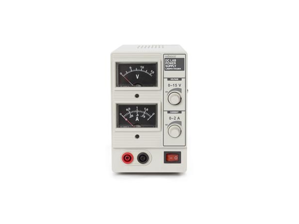 Laboratorie strømforsyning - 0-15V / 2A, analog