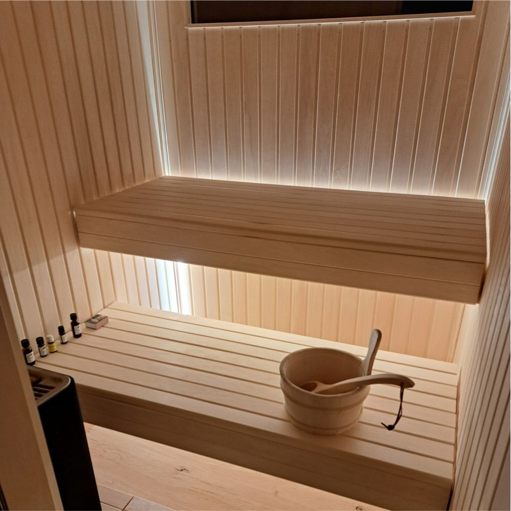 LEDlife Neon Sauna LED strip - 1M, 14W pr. meter, IP68, 24V