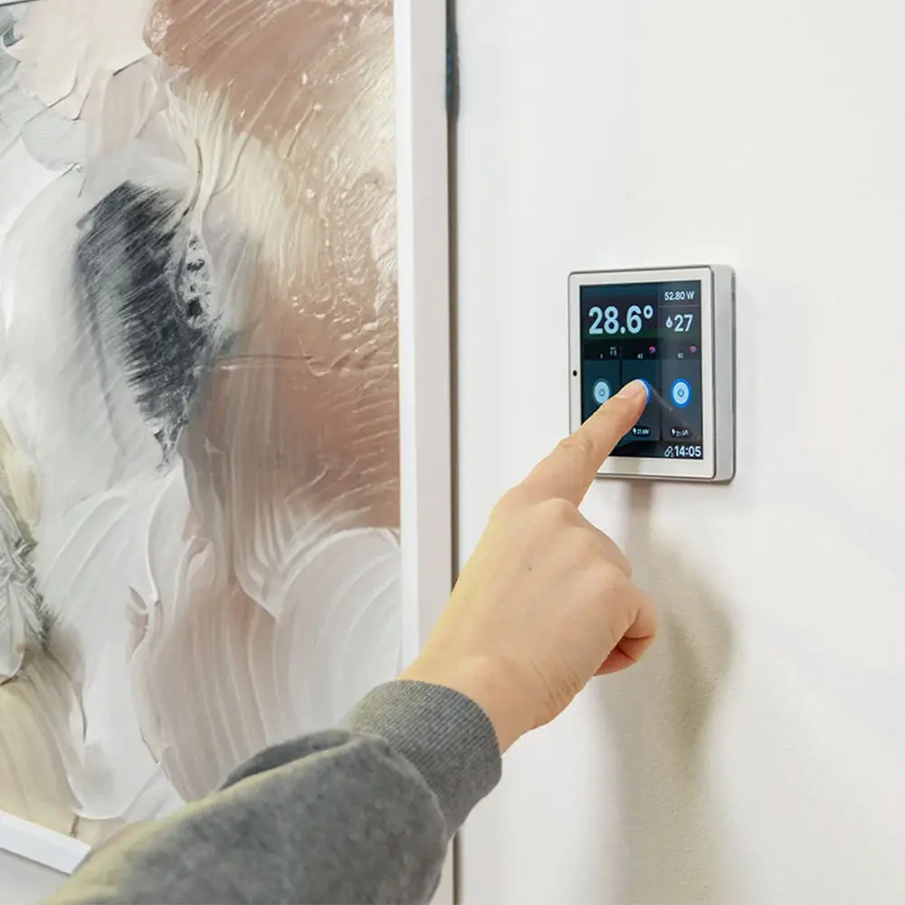 wall-display-touch-white.webp