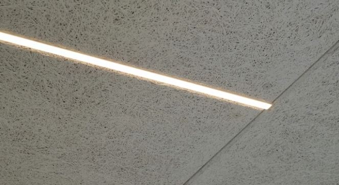 LED lysskinne 35W 120 cm 3000K til Troldtekt og akustikloft, 24V