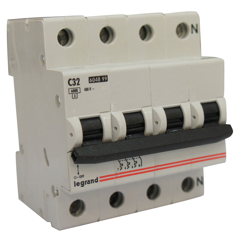 Automatsikring 3P+N 32A C 6kA