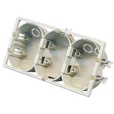 Kennig forfradåse 3x1½ modul