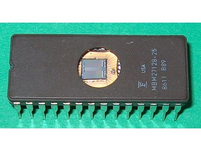 [H15620] M27128-25 NMOS 128K 16Kx8 UV EPROM 250nS