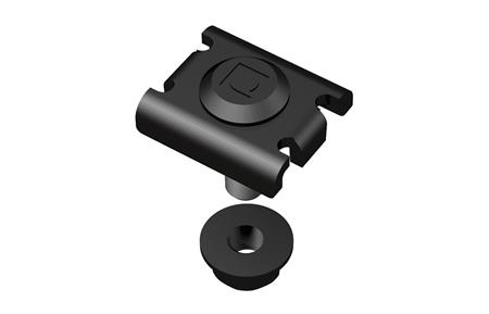 [0810000392] KOBLING FOR KONSOL SORT BK8